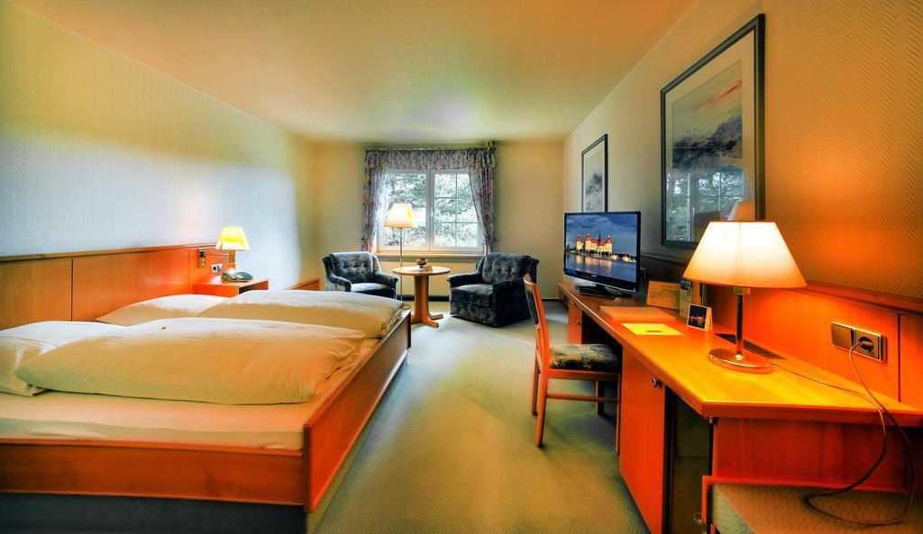 Landhaus Marsdorf Hotel Dresden Ngoại thất bức ảnh